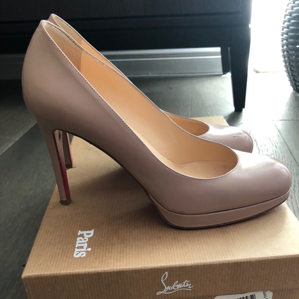 Nude heels size 36